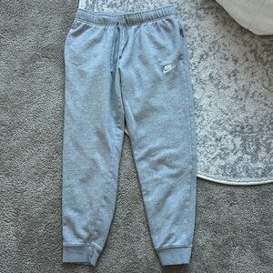 grey nike jogger